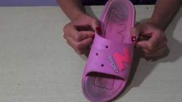 拖鞋穿得久了特别脏怎样清洗干净,拖鞋穿的久了发黑怎么去除污渍