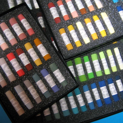 色粉笔调色技巧和方法,色粉笔画完怎么保管