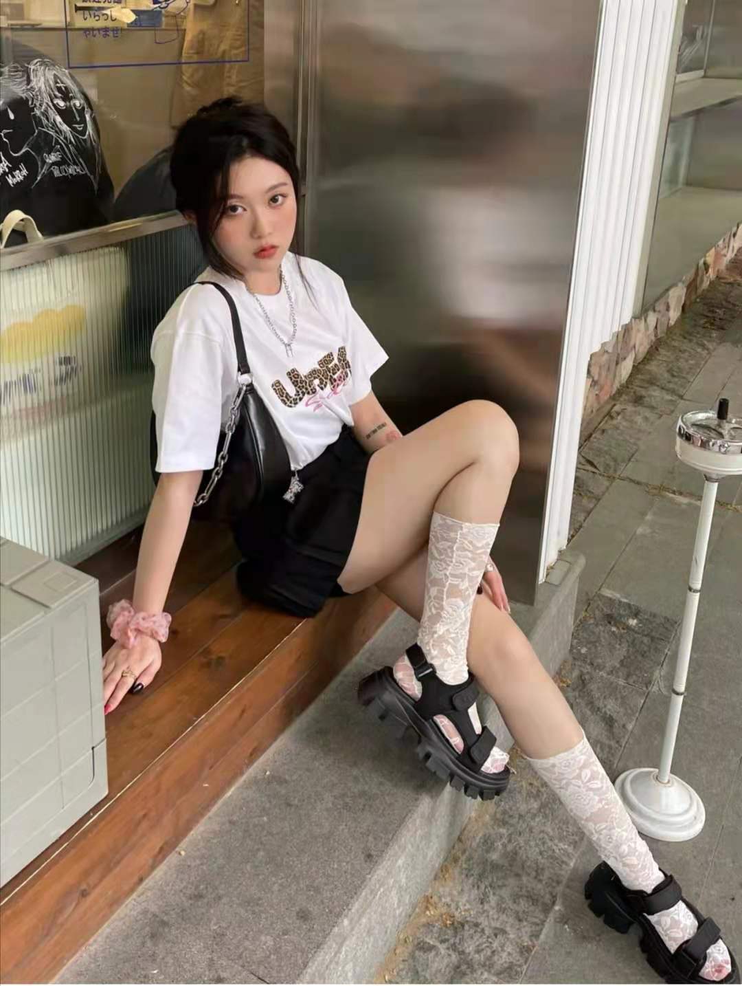 穿什么衣服才有女人味图片,女人穿什么衣服显得有女人味