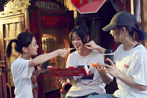 新必胜客美食之旅,必胜客宅急送美食