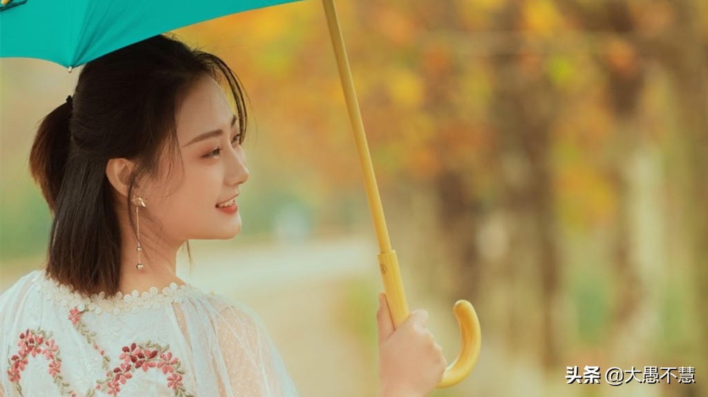 “我是人，不是你们家的生育工具”，她据理力争，然后妥协了