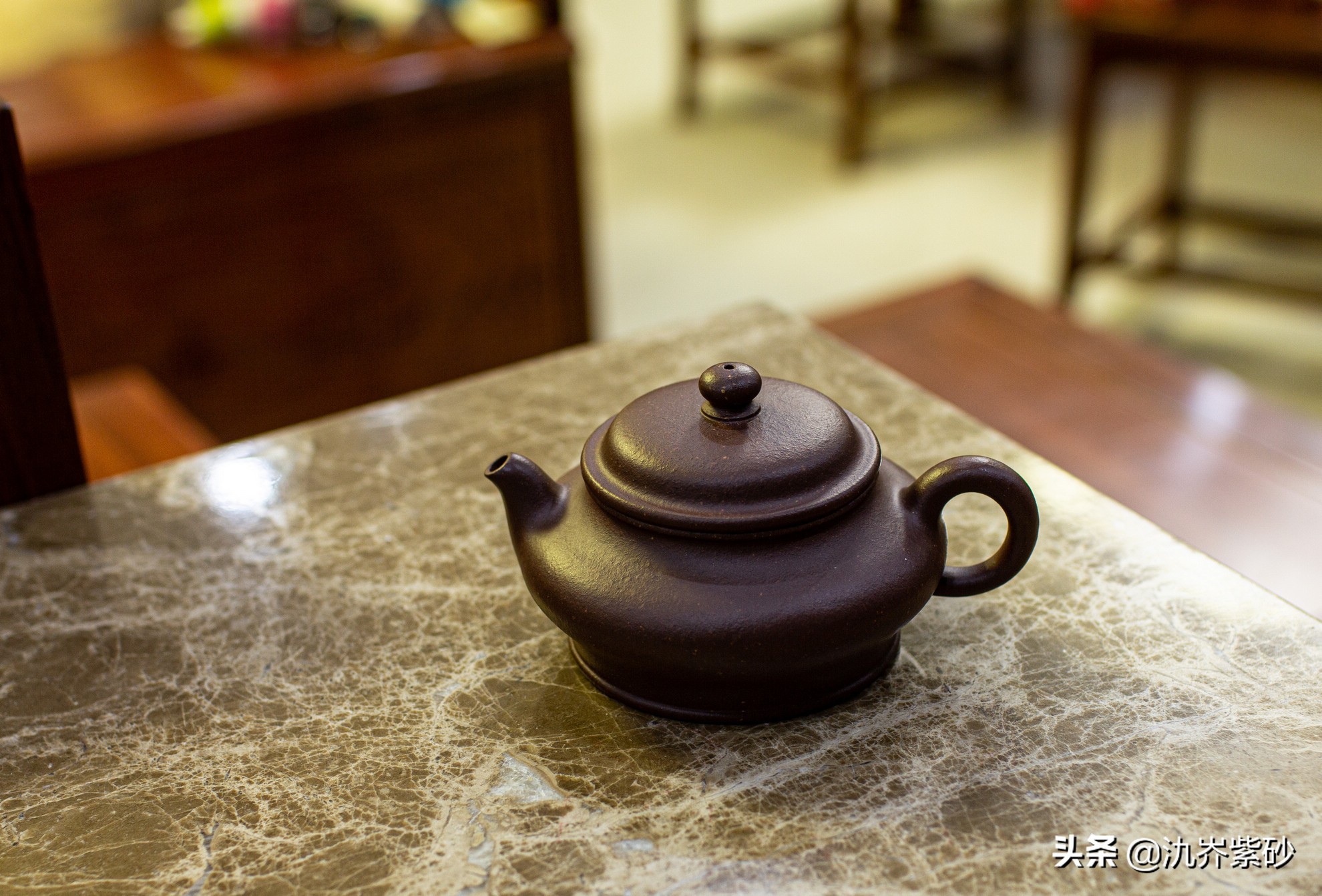 紫砂壶哪种泥料泡茶最好,一样的紫砂壶怎么分辨好坏