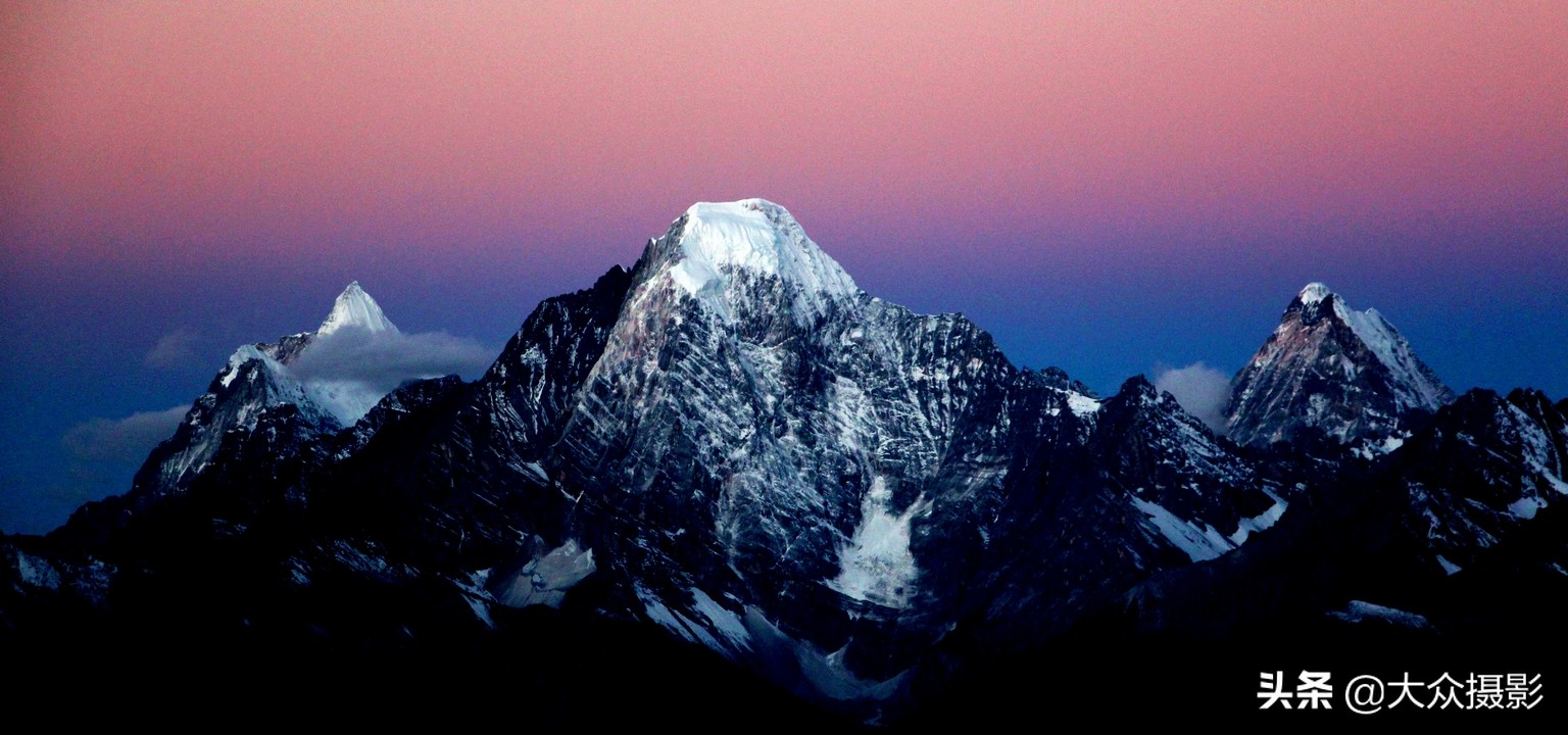 七大震撼人心的雪山之旅,探索雪山的美