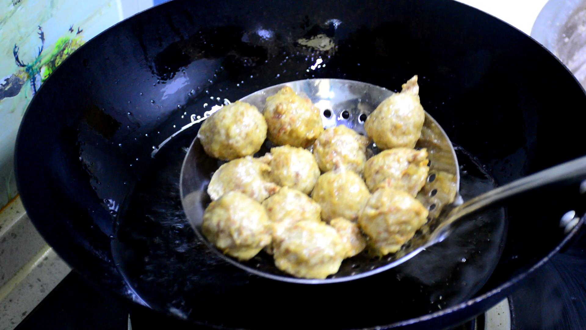 教你炸丸子姥姥传的秘方又酥又脆,酥脆炸丸子各种做法