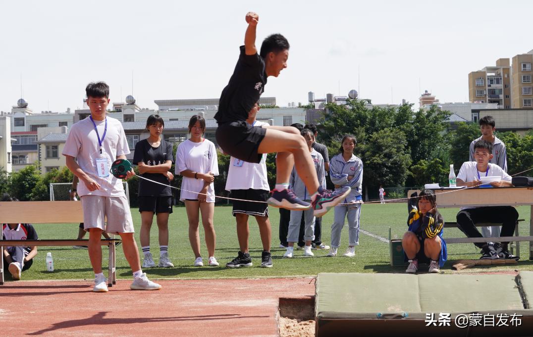 蒙自美味小吃,蒙自好吃的老字号米线