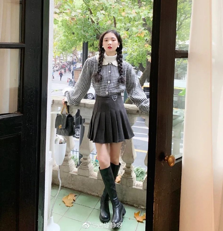 马丁靴冬天裤子,马丁靴长筒秋冬过膝搭配示范