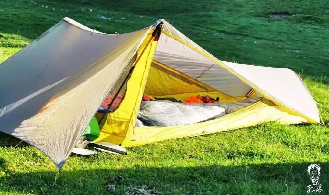 不挑地面的帐篷怎么选择,屋顶帐篷怎么选择