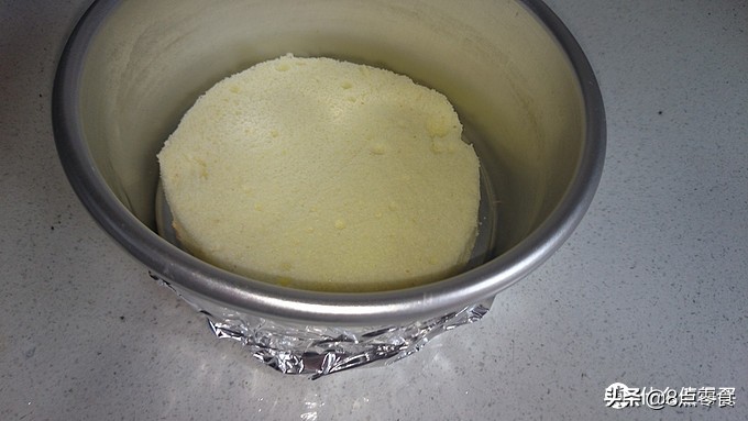 牛奶慕斯蛋糕最简单的制作方法,蓝莓果酱牛奶奶酪慕斯蛋糕8寸