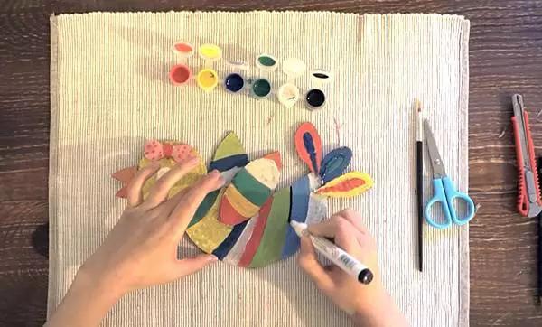 废物利用，她用几个纸箱让家里变成动物园，孩子回家乐坏了！收藏