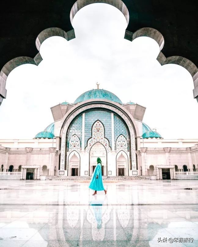 胡静豪门的生活,胡静的现实生活