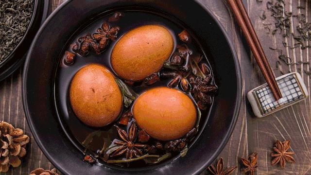 鸡蛋买回来好脏要不要洗一下,买回来的鸡蛋要不要清洗