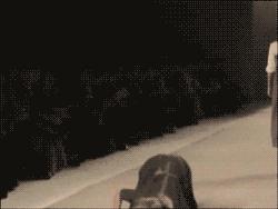 时装周超模合集,超模t台尴尬失误集锦