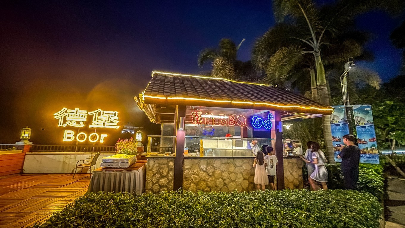 这里被称为广深后花园，每年夏天游人如织，有山有水的避暑胜地