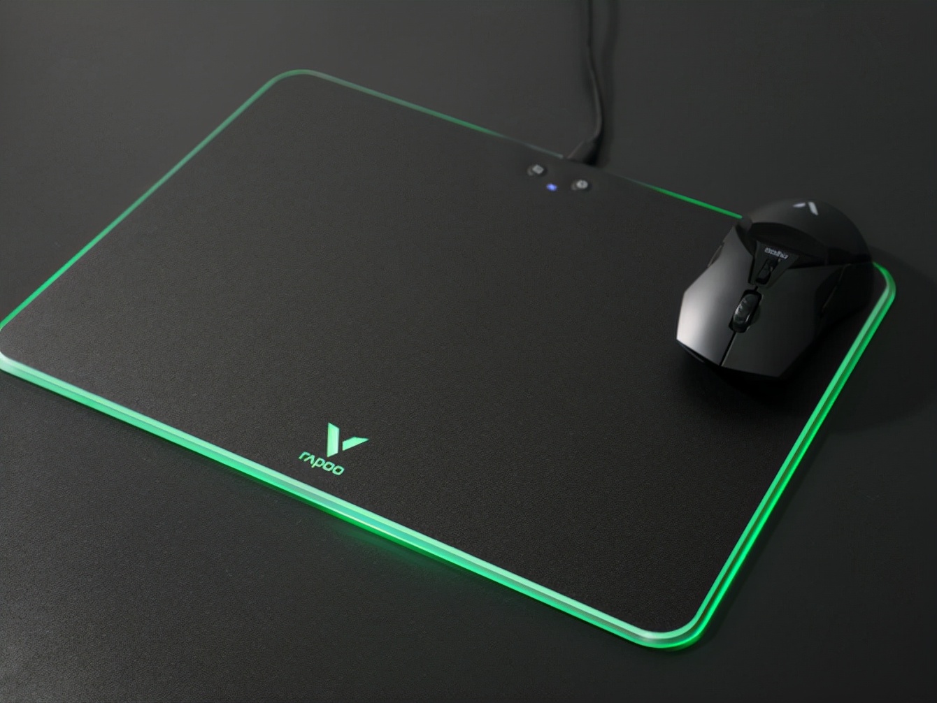 雷柏无线充电鼠标垫测评,雷柏v10rgb鼠标垫打游戏