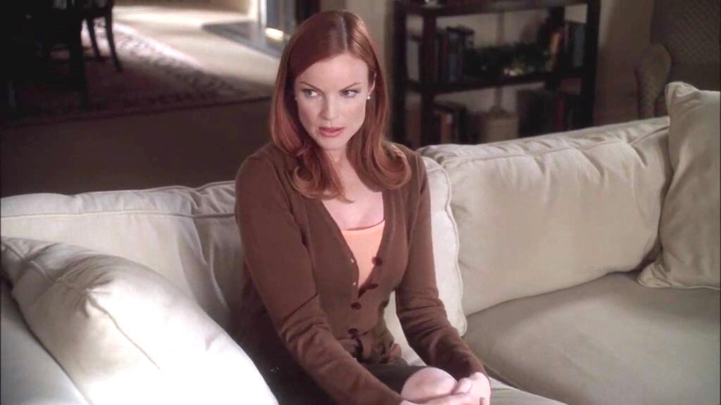 针织衫款式繁多,针织衫显白颜色推荐