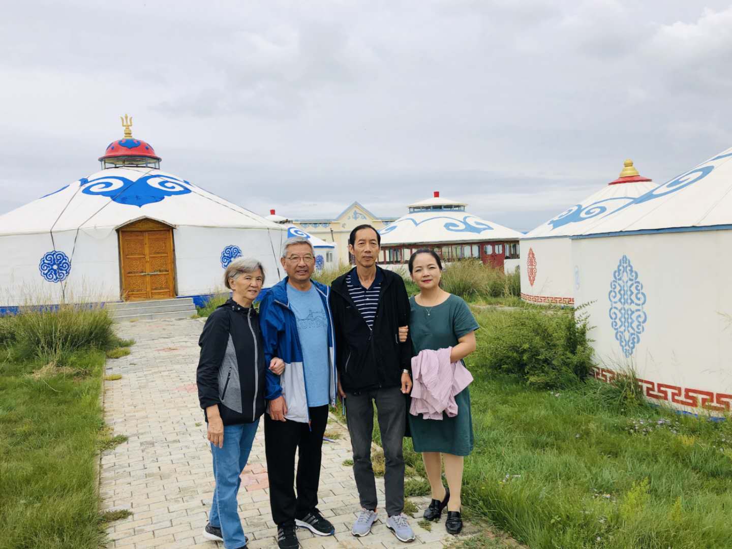 千里来寻故地旧貌变新颜,千里来寻故地旧貌变新颜的含义