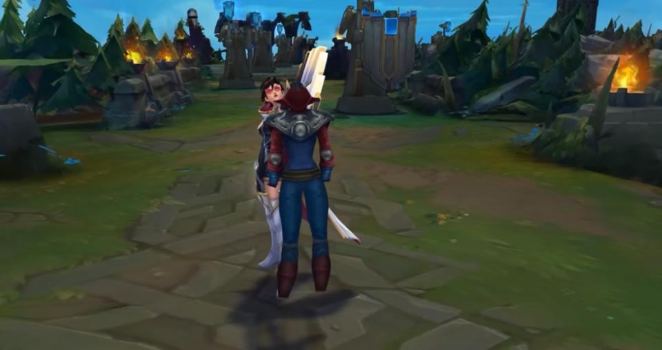 光明哨兵vn和灵魂莲华vn哪个好,联盟手游vn光明哨兵皮肤值得买吗