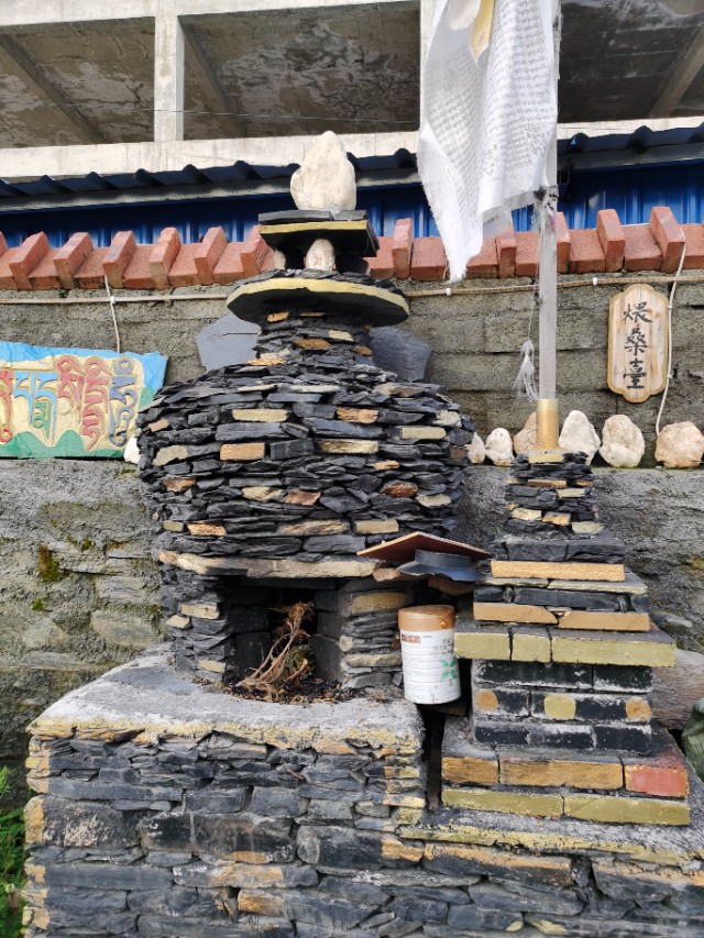 318自驾游必备药品,自驾318恶心的事