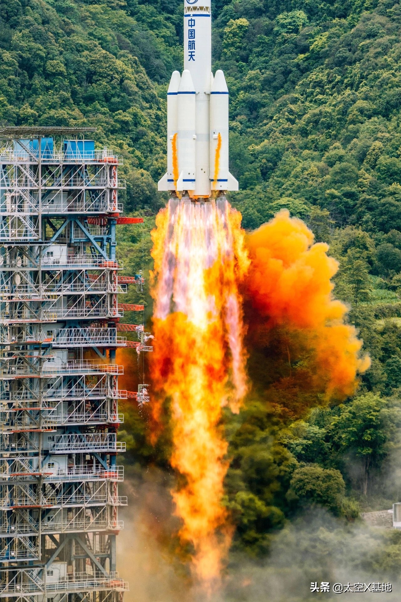 北斗、星链、GSP、5G开了个圆桌会议，华山论剑在所难免