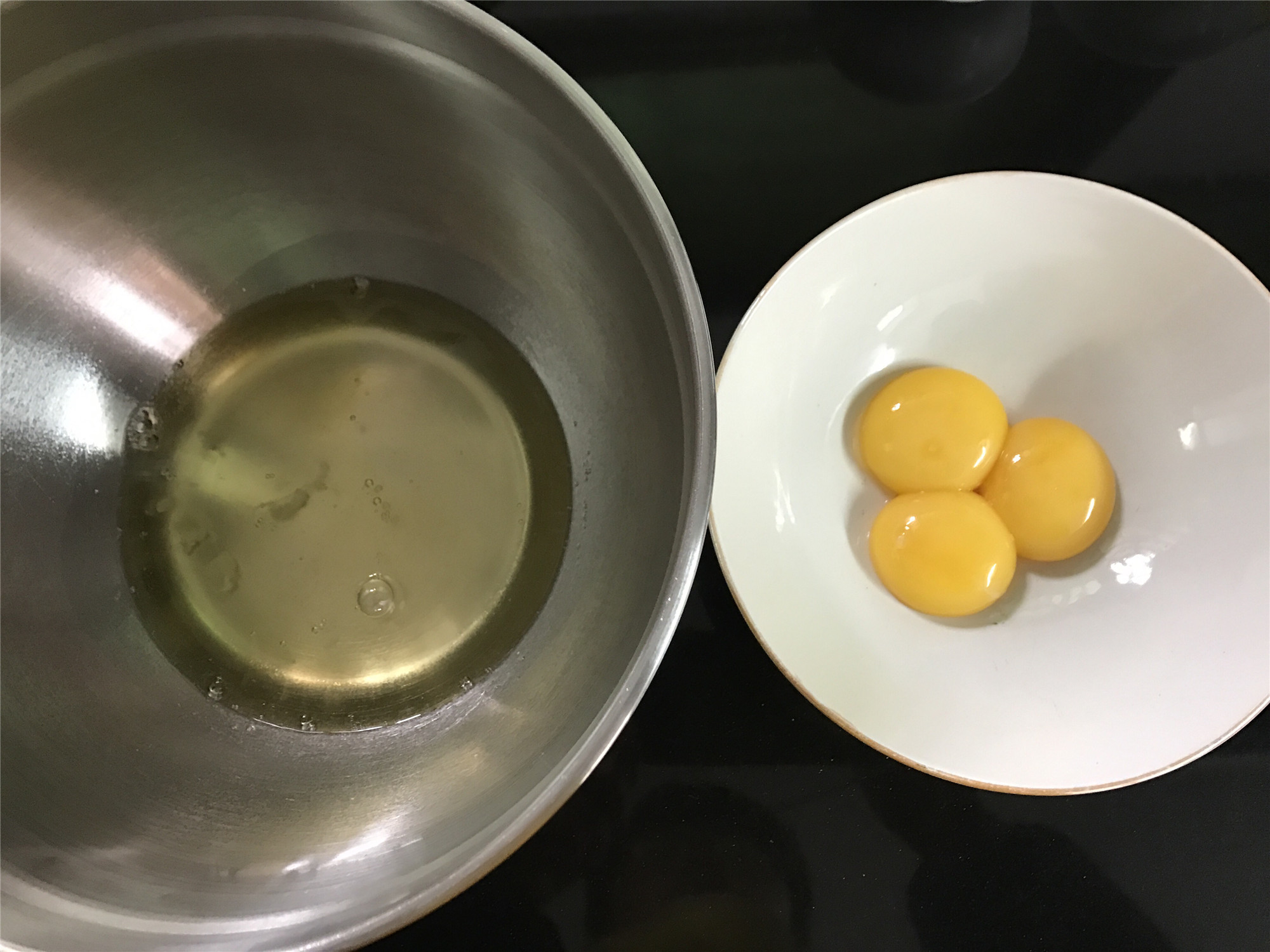 零失败戚风蛋糕6寸的新手做法,史上最好记的戚风蛋糕配方在这里