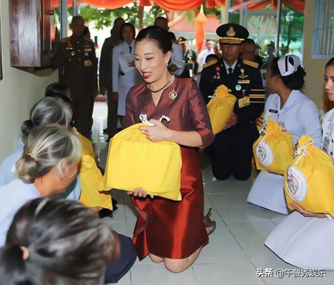 帕查拉被晋升为皇家卫队司令,地位直线飙升,提帮功压力越来越大