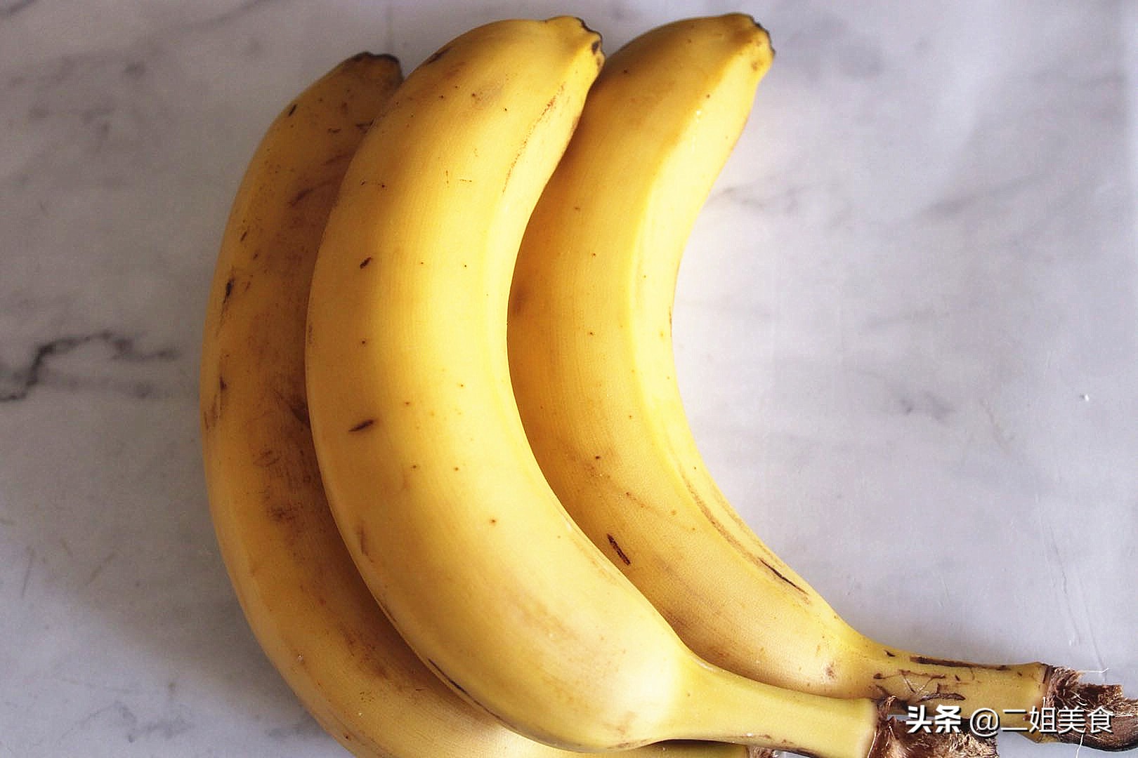 选香蕉,选香蕉是方的好还是圆的好