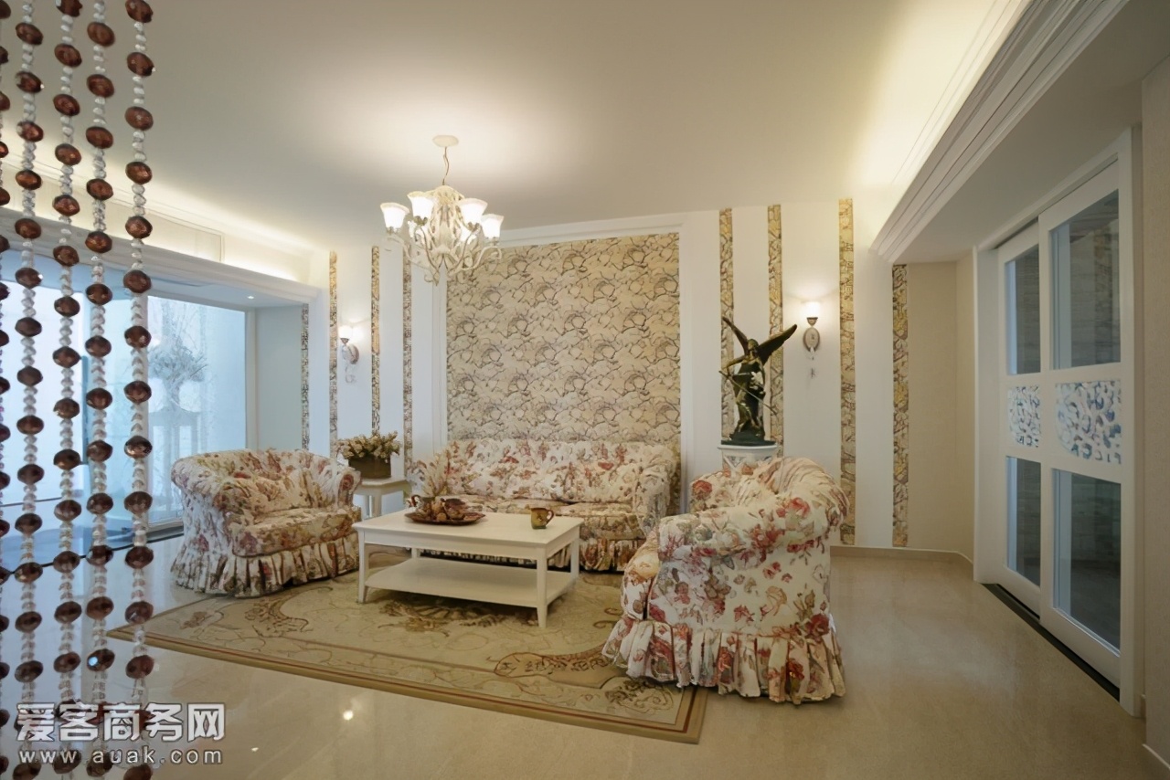 入墙膨胀胶塞安装,绿色膨胀胶塞在墙上安装教程