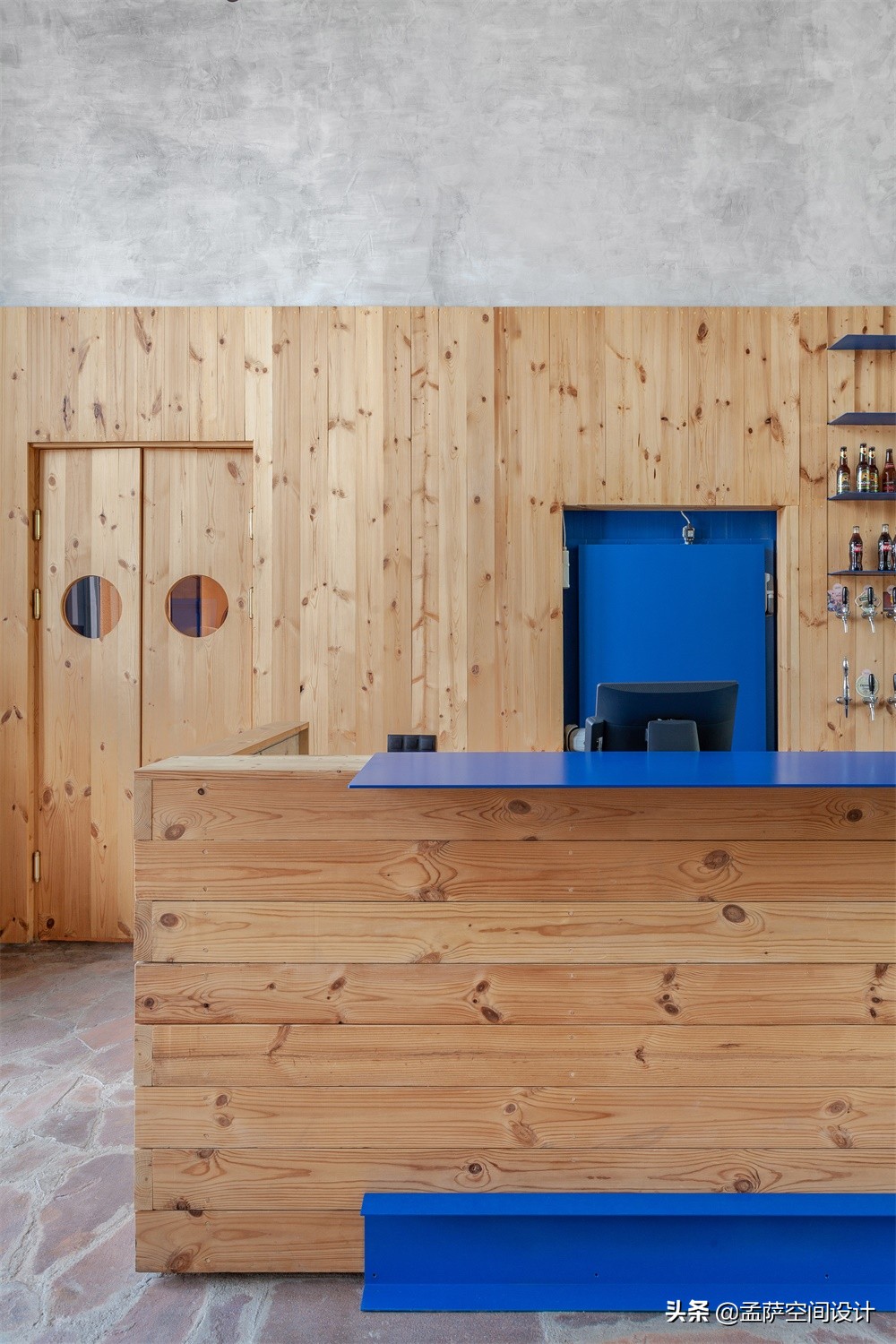 莫斯科FanFood主题餐厅，享受美食与足球带来的乐趣