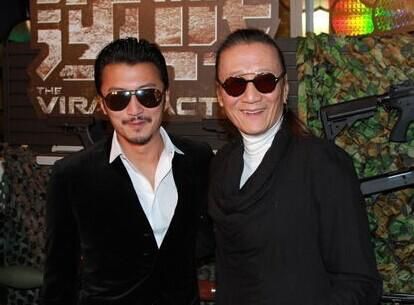 花花老爷子谢贤分手后，称自己感到生活的孤独和枯燥