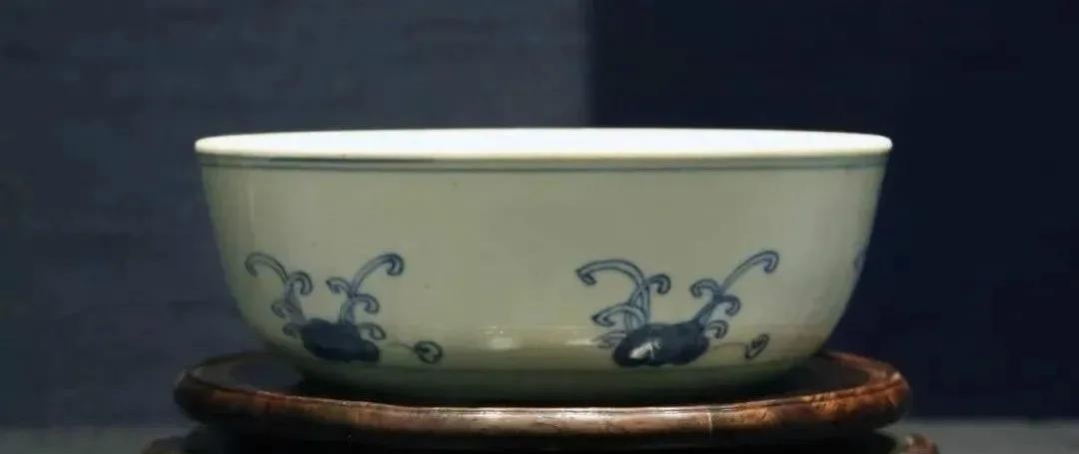 翠毛蓝青花瓷器拍卖视频,翠毛蓝青花瓷