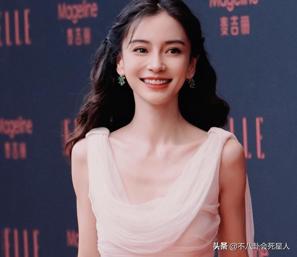 金晨颖儿姜妍环球影视城,金晨穿礼服超瘦