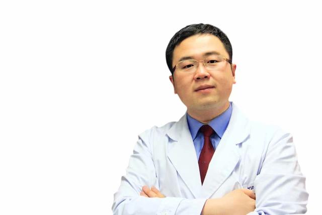 长时间骑自行车手腕疼,骑自行车膝盖上方酸痛是怎么回事