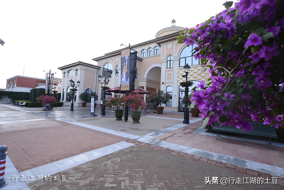 上海佛罗伦萨小镇，奥特莱斯世界名品购物中心，中国奢侈品领导者