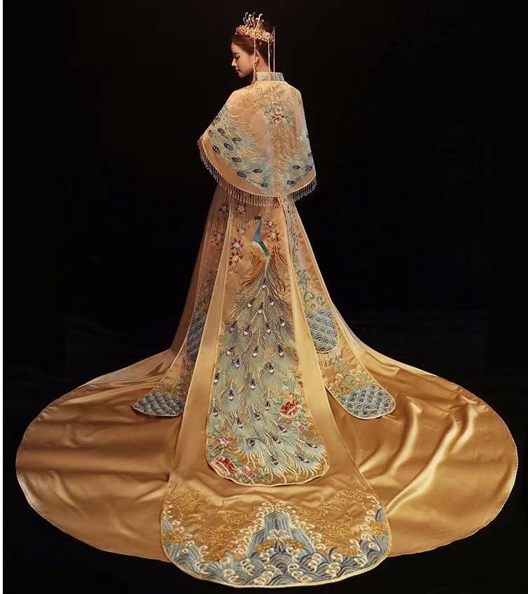 最适合穿中式嫁衣,新款秀禾服新娘礼服中式嫁衣