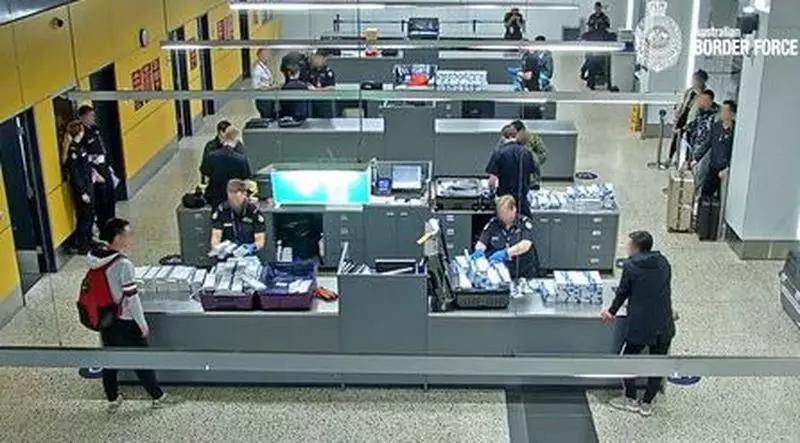 过海关被取消签证还能再申请吗,出国被海关劝返签证还能用吗