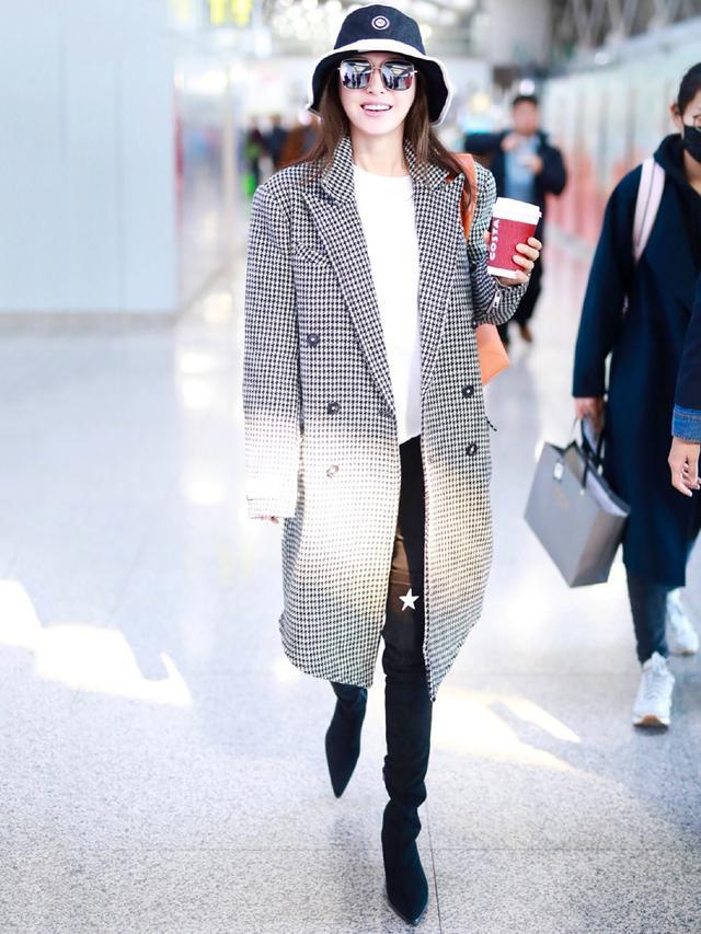 千鸟格再掀时尚潮流，穿对减龄提气质，再不是妈妈们的专属了