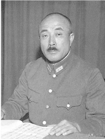 抗日战争牺牲最高将领，妻子悲痛绝食七天而亡，合葬梅花山