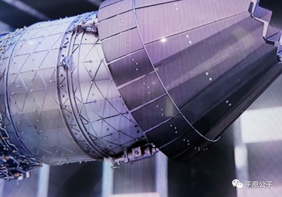 装备了矢量引擎的“新网红”，风头盖过了J20