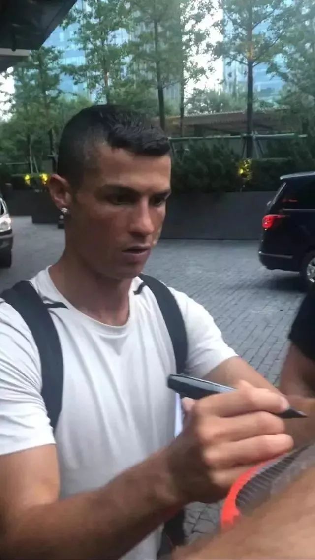 工体地铁站何时开通,地铁4号线工体