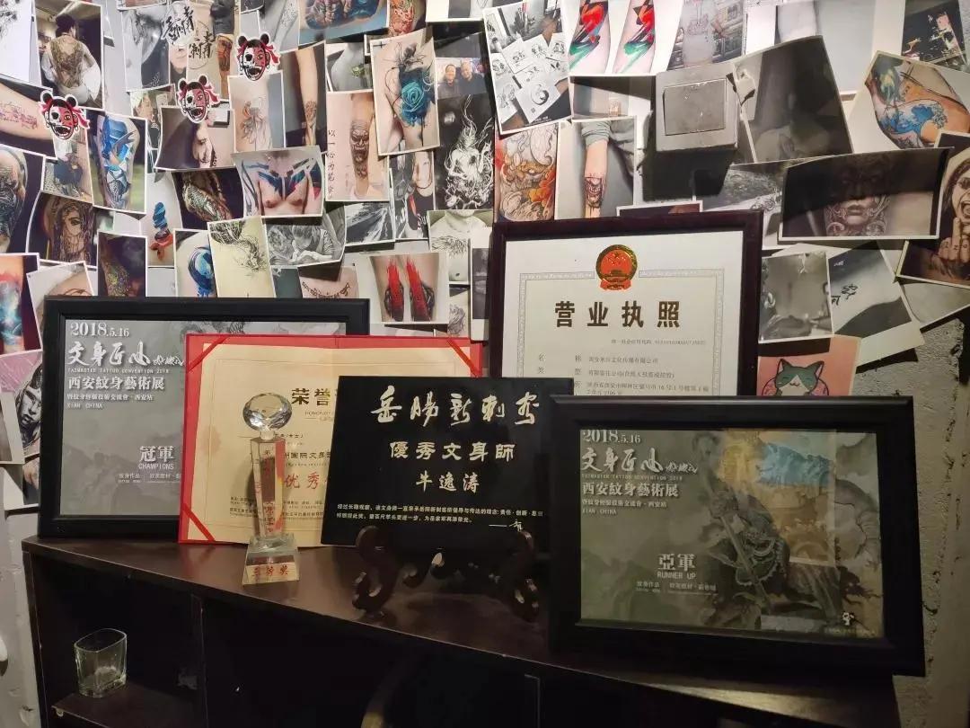 月入一万的小“作坊”？|我们约了位西安纹身师，聊了些实诚话