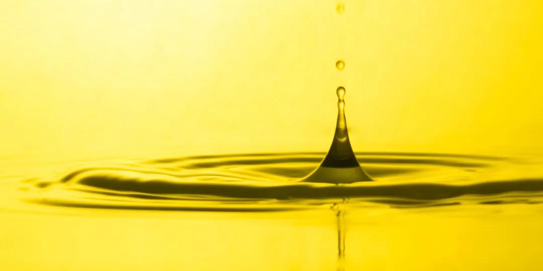 敏感干燥起皮泛红怎么修复,泛红起皮有刺痛感如何护肤