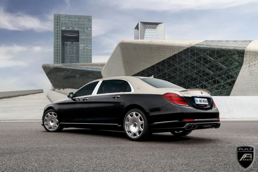 古思特100万左右的车,落地超千万的古斯特