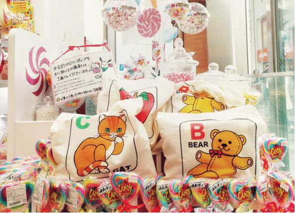 王思聪和李易峰关系有多好,王思聪和李易峰的区别