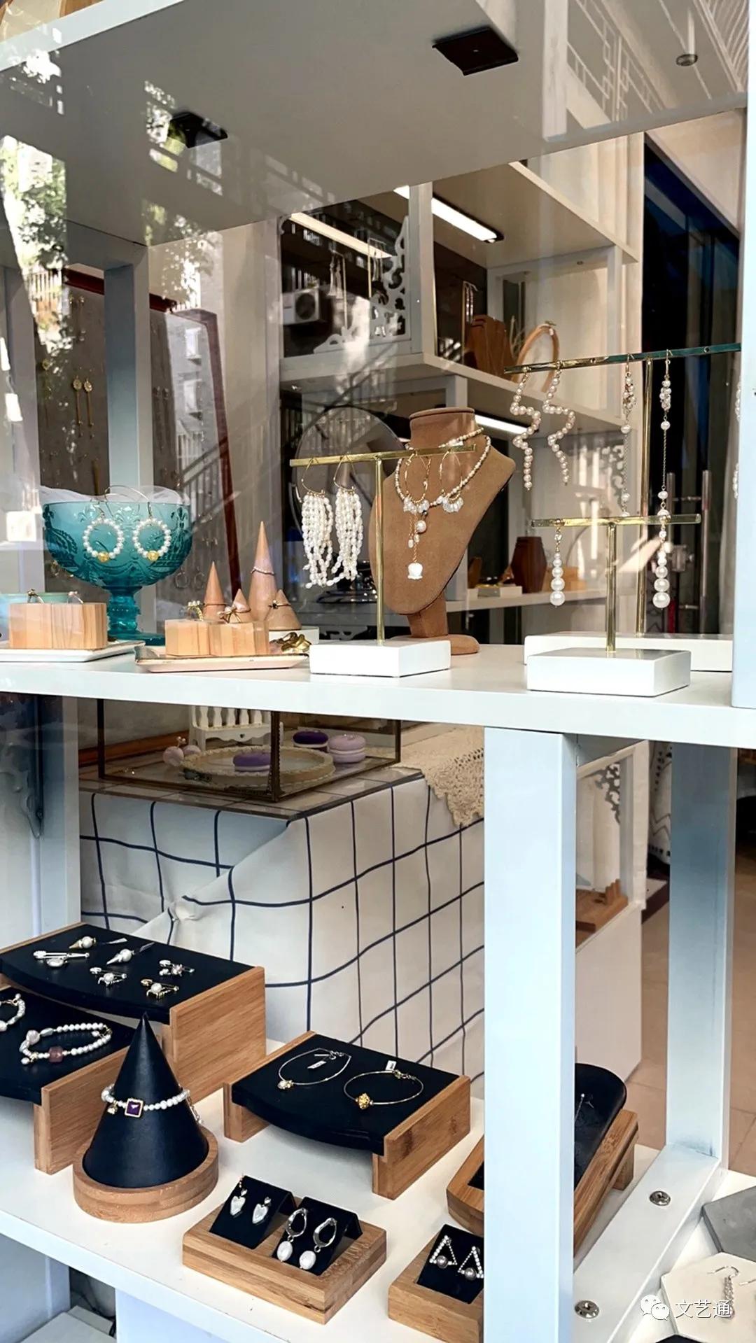 鐝愮悈褰╃摲vlog,鎺愪笣鐝愮悈vlog