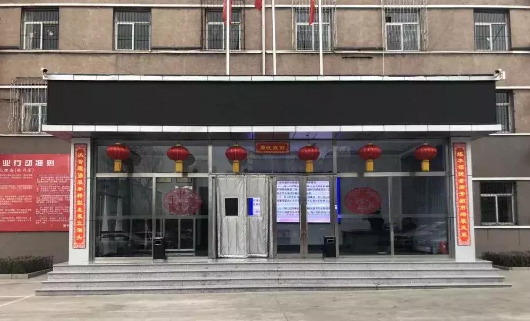 一年一度迎春节送春联活动,年越来越近又到写春联的日子