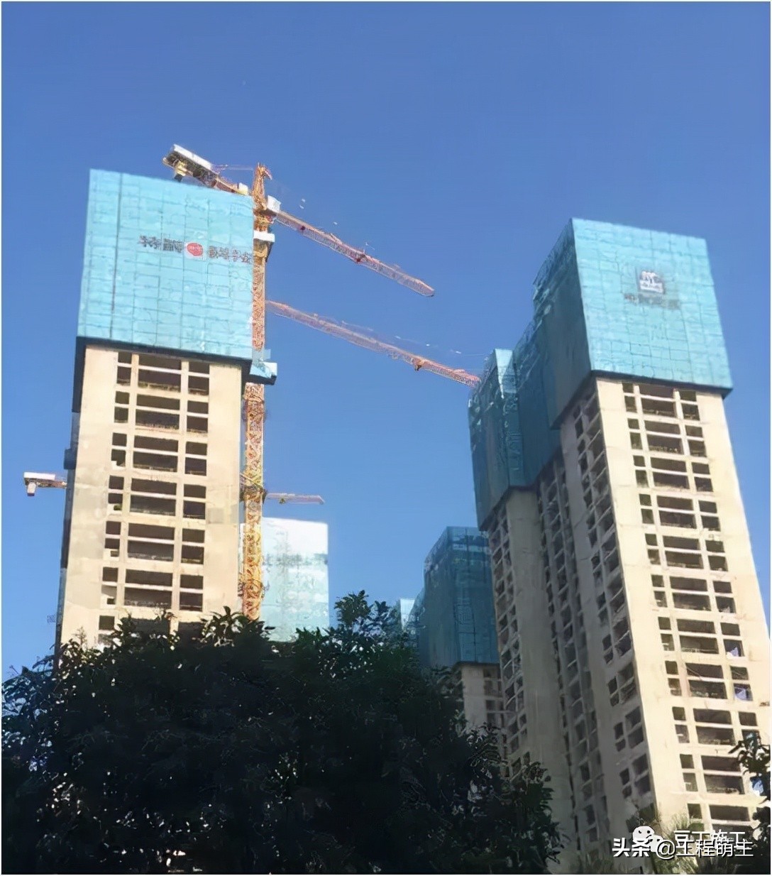 拆除爬架后外墙怎么施工,爬架拆除一般在封顶后多久