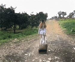 搞笑gif你们这些城里人太会玩了,搞笑gif逗比的世界你永远理解不了