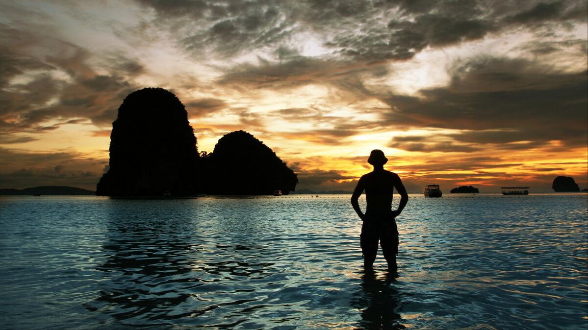 婆婆：这生的什么金疙瘩啊？人家顺产才四千多，她生了一万六