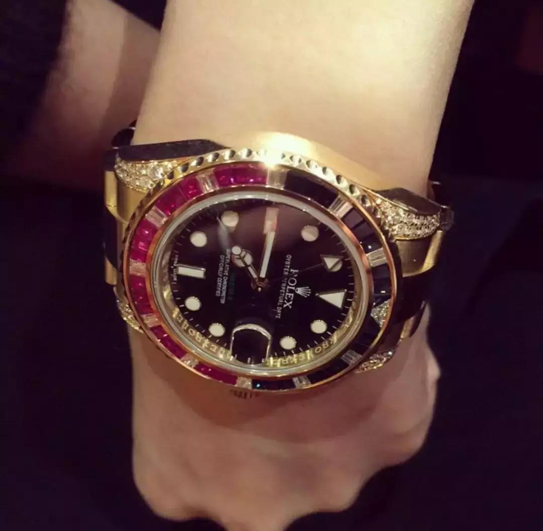 吴秀波女友陈昱霖ins,吴秀波女朋友陈昱霖判了几年