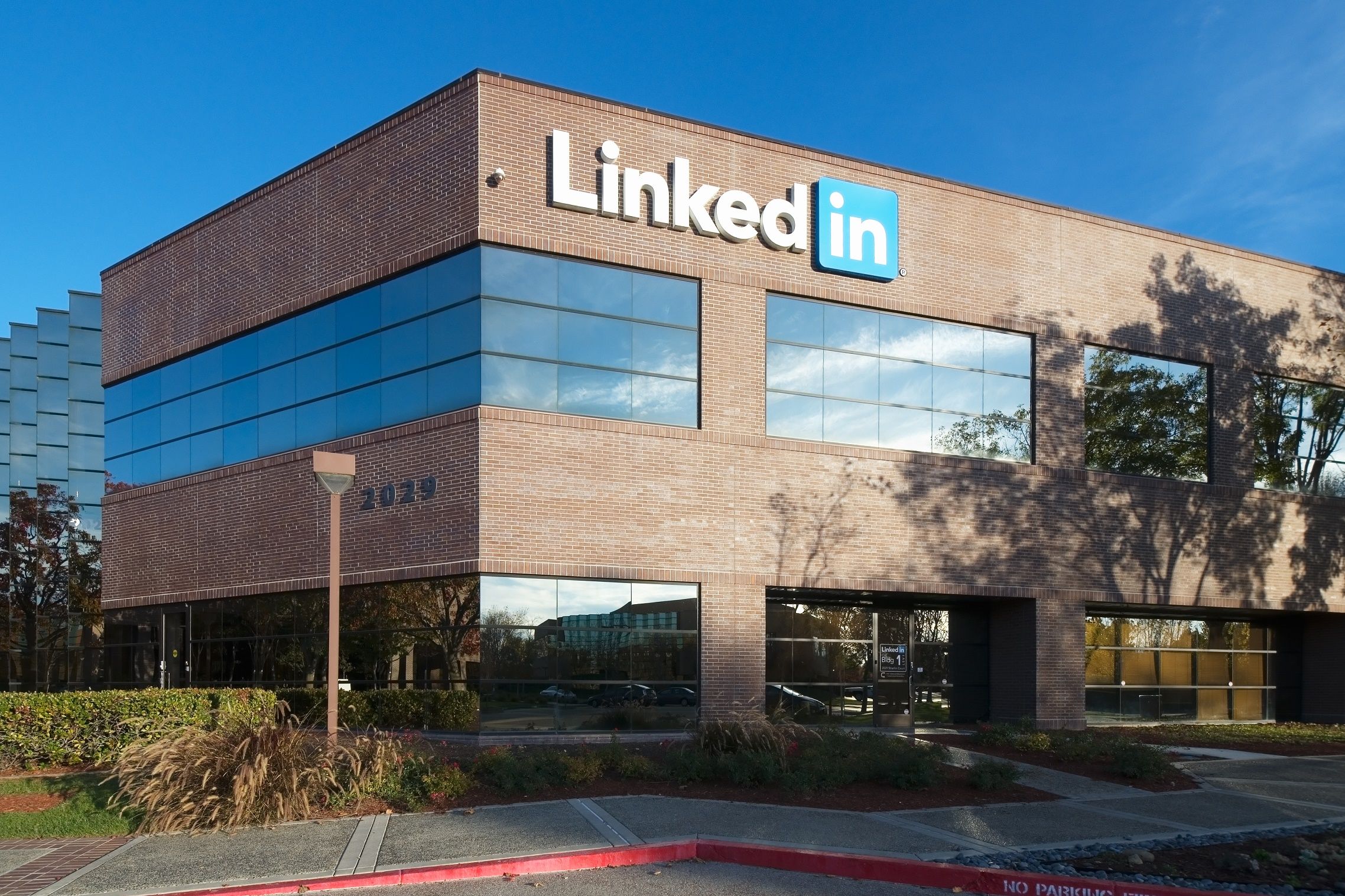 linkedin新注册总是被封号,linkedin领英打不开